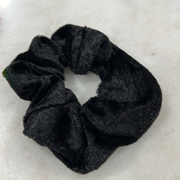 8pc Hair Scrunchie Mixed - Picture 5 of 7